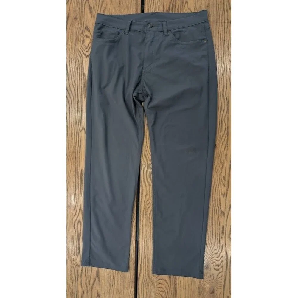 Levi's 511 Men's 32x30 Slim Fit Tech Performance Stretch Pants Gray Zip Pocket